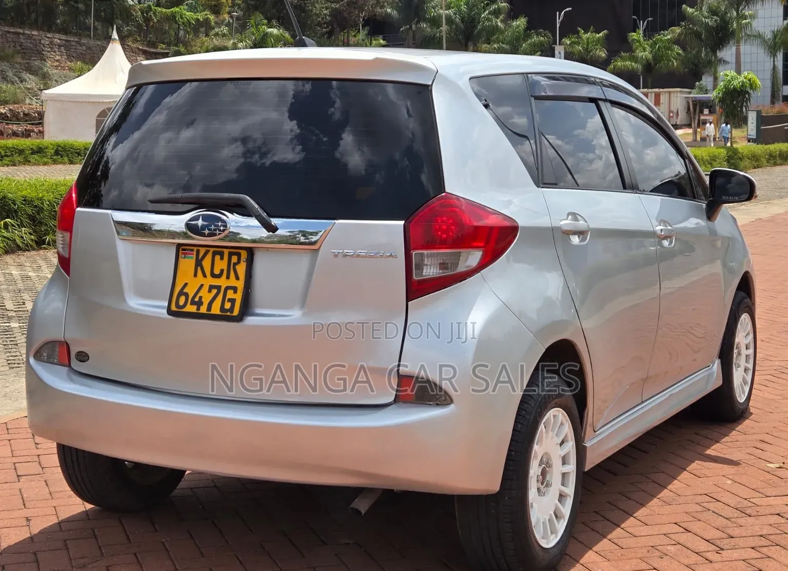 Subaru Trezia 2011 Silver