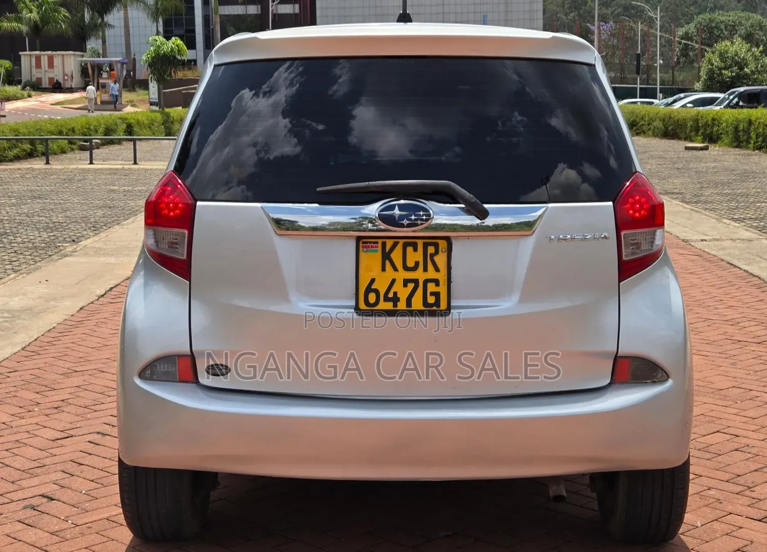 Subaru Trezia 2011 Silver