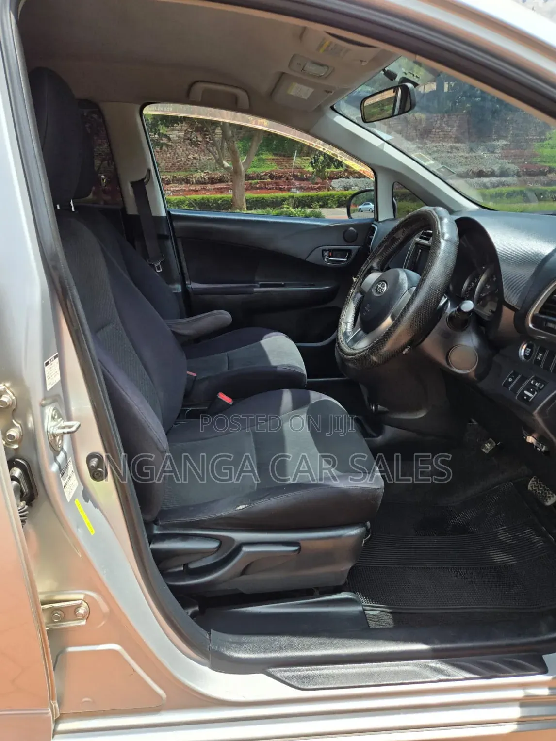 Subaru Trezia 2011 Silver