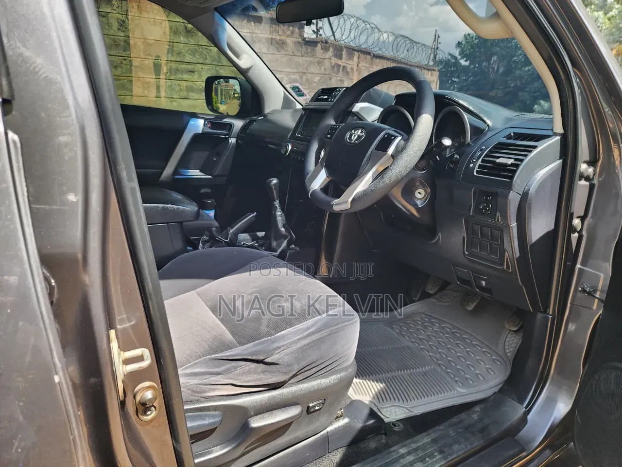 Toyota Land Cruiser Prado 2015 Gray
