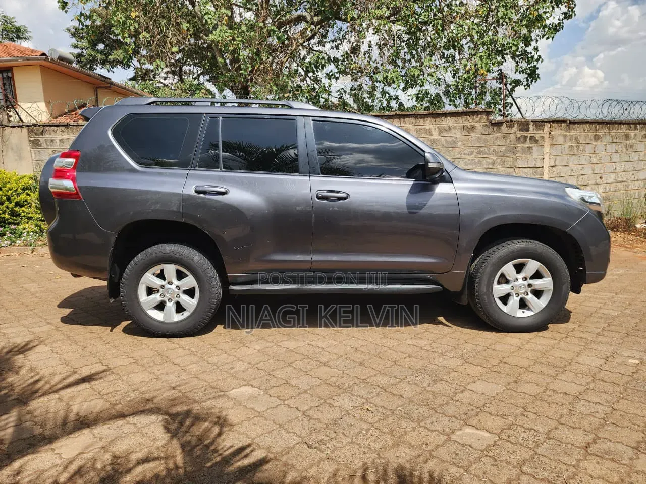 Toyota Land Cruiser Prado 2015 Gray