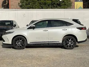 Toyota Harrier 2019 White