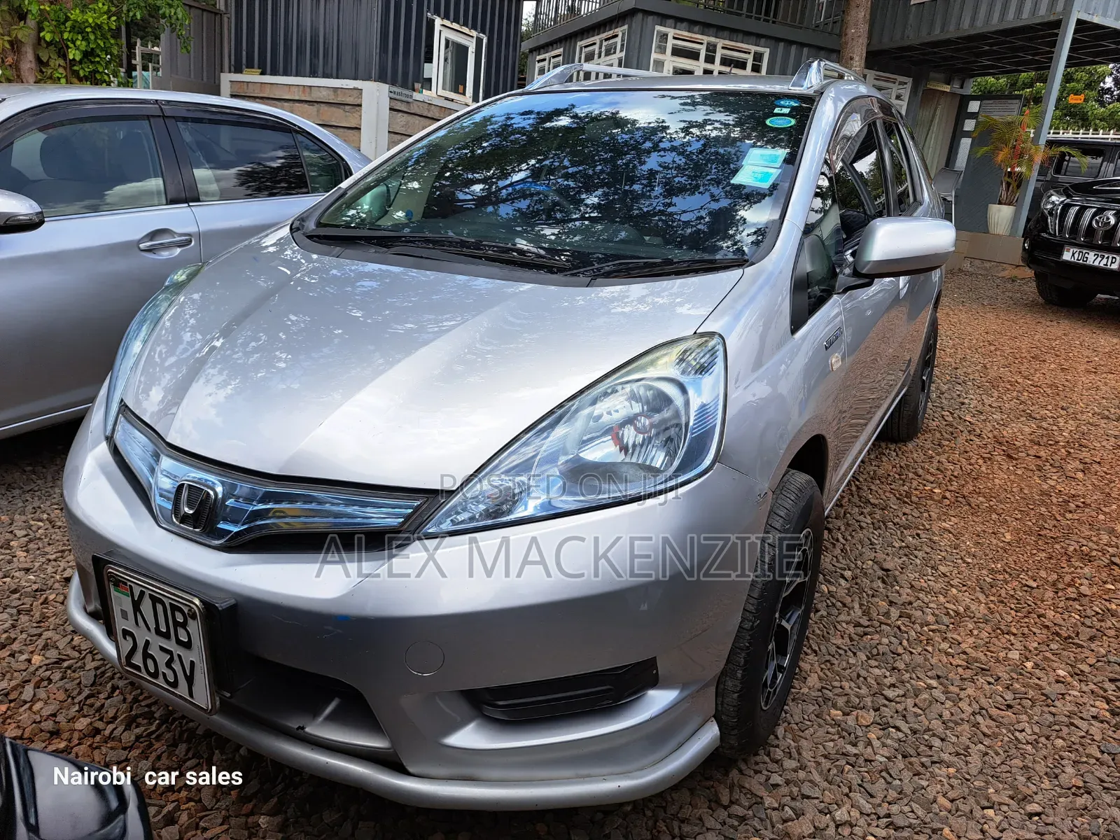Honda Fit Shuttle 2013 Silver