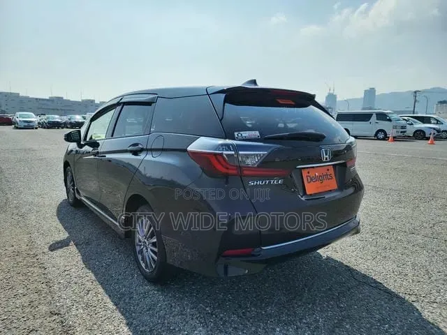 Honda Fit Shuttle 2019 Black