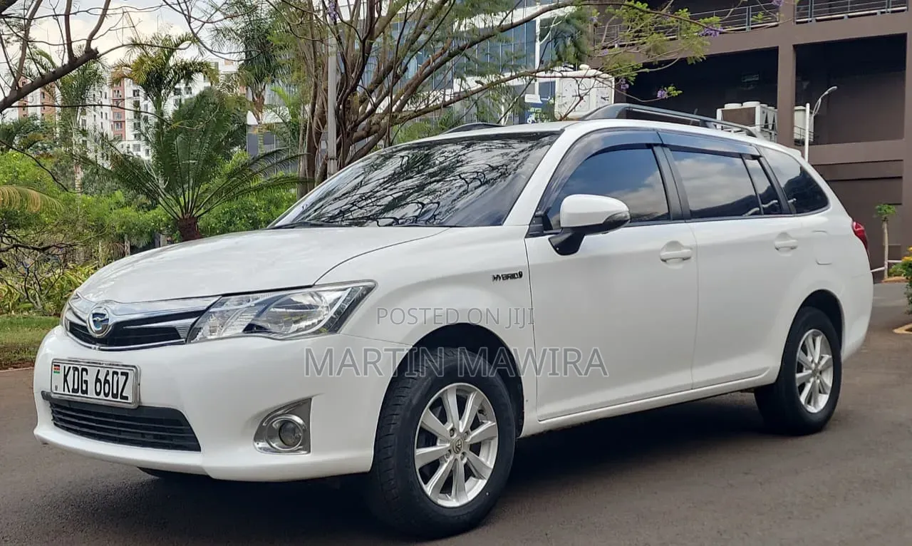 Toyota Corolla Fielder 2014 White