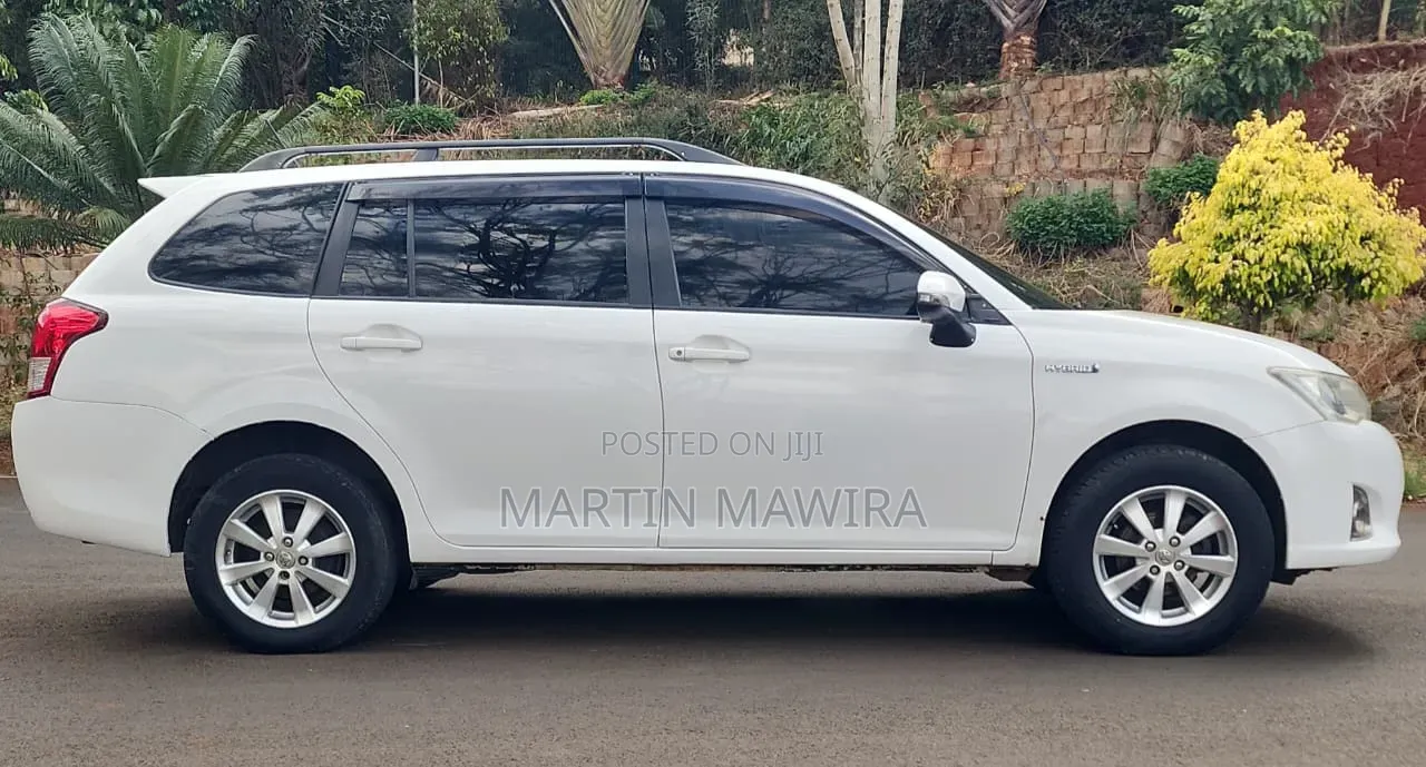 Toyota Corolla Fielder 2014 White