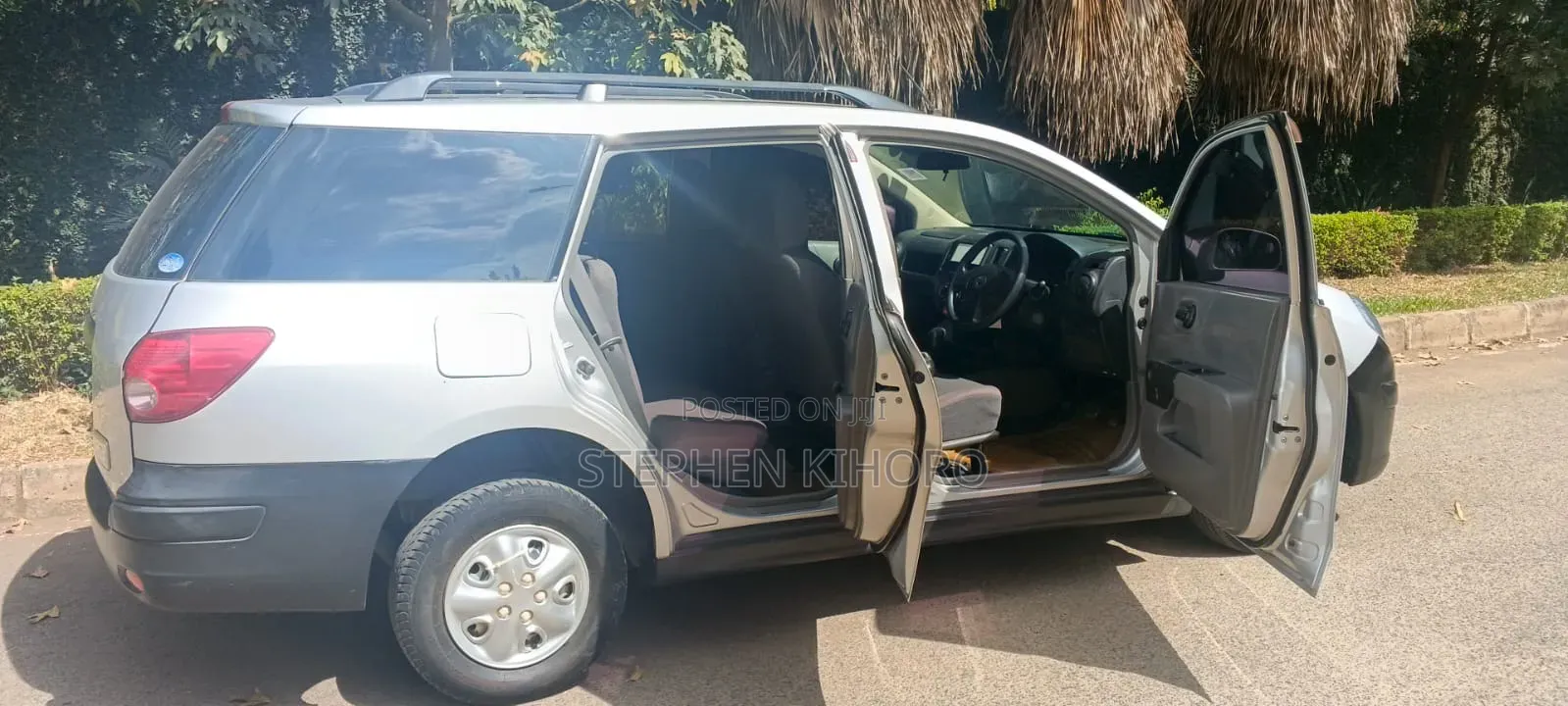 Nissan Advan 2014 Silver