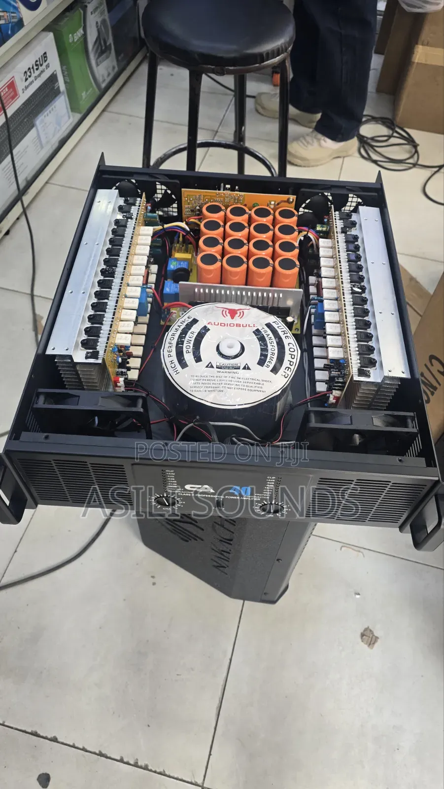 Amplifier Ca40