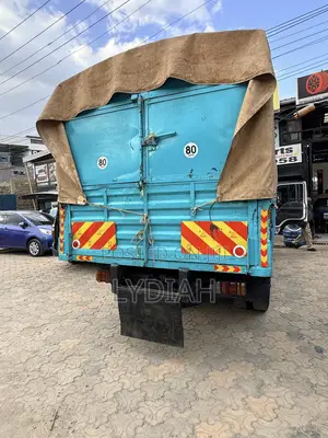 ISUZU NPR 2009 Model