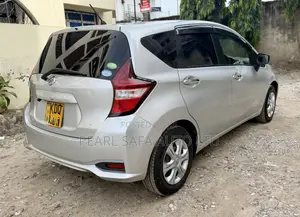 Nissan Note 2018 Silver