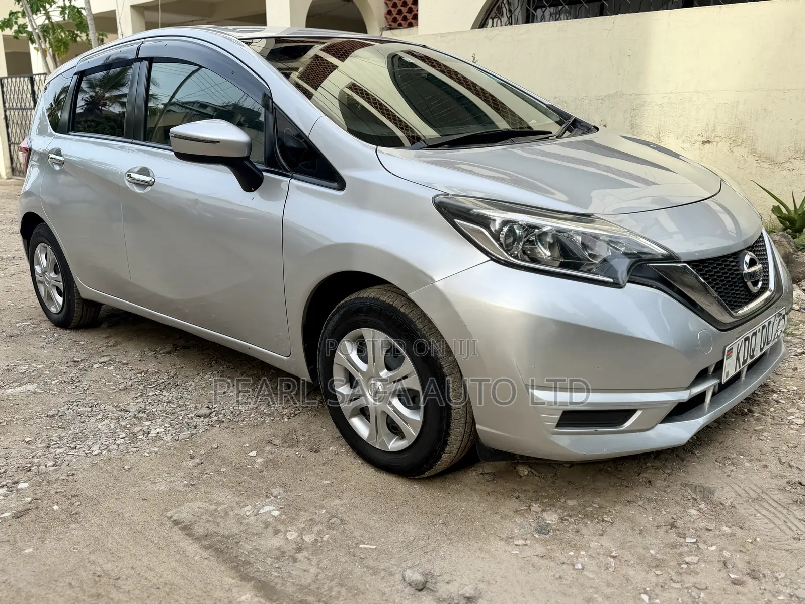 Nissan Note 2018 Silver