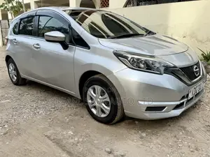 Nissan Note 2018 Silver