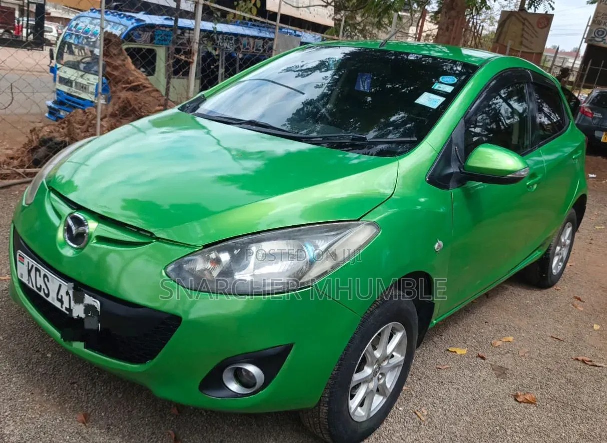 Mazda Demio 2014 Green