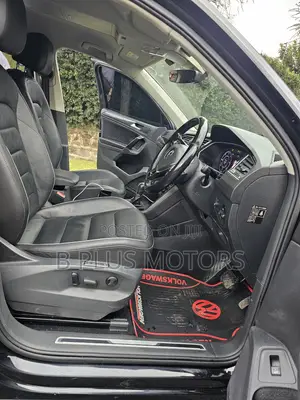 Volkswagen Tiguan 2019 Black