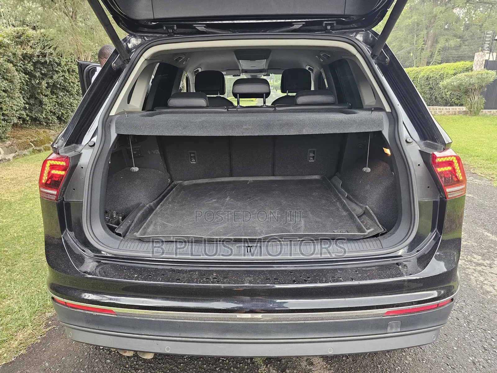 Volkswagen Tiguan 2019 Black
