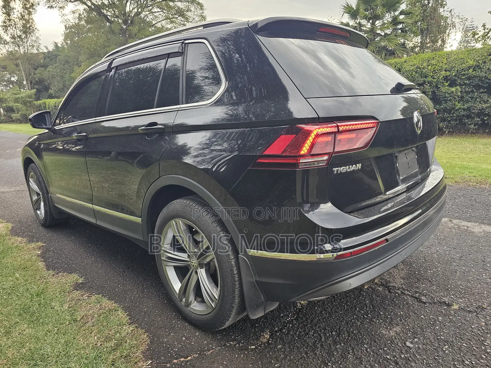 Volkswagen Tiguan 2019 Black