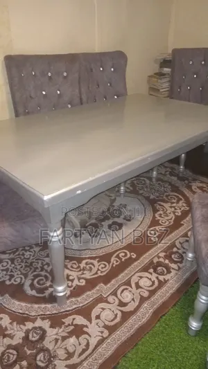 Dinning Table