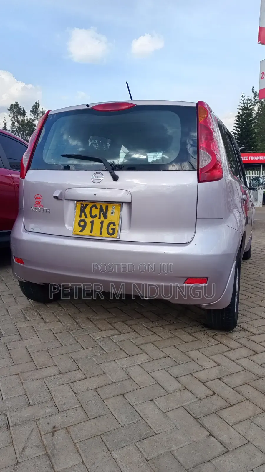 Nissan Note 2010 Purple
