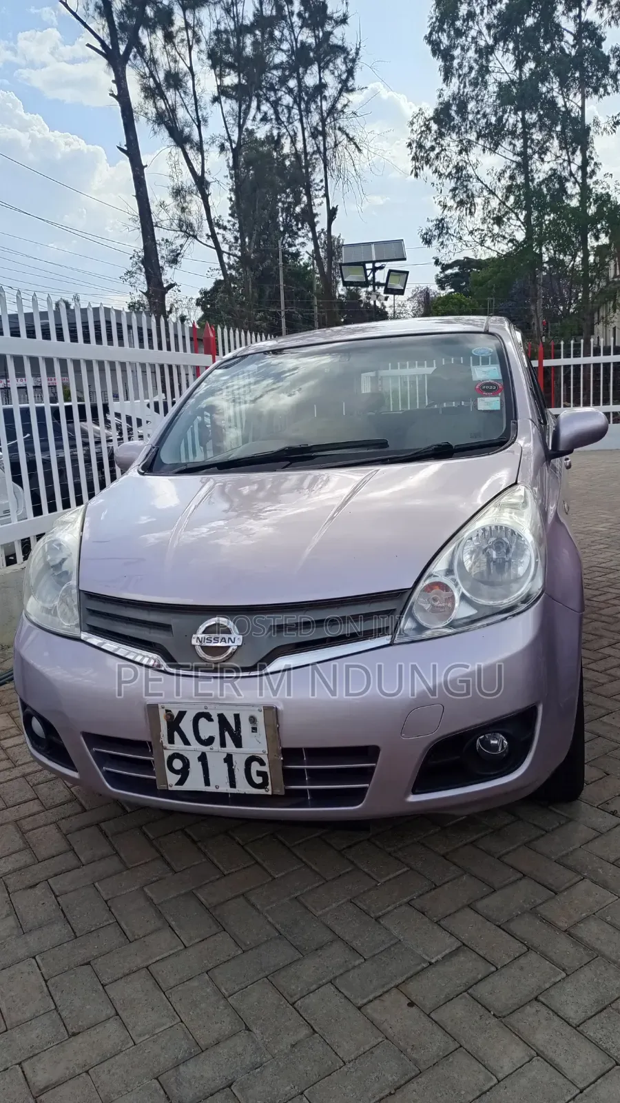 Nissan Note 2010 Purple