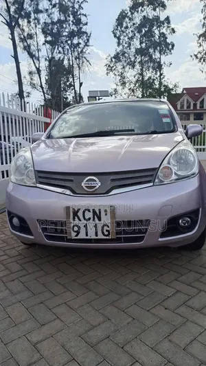 Nissan Note 2010 Purple