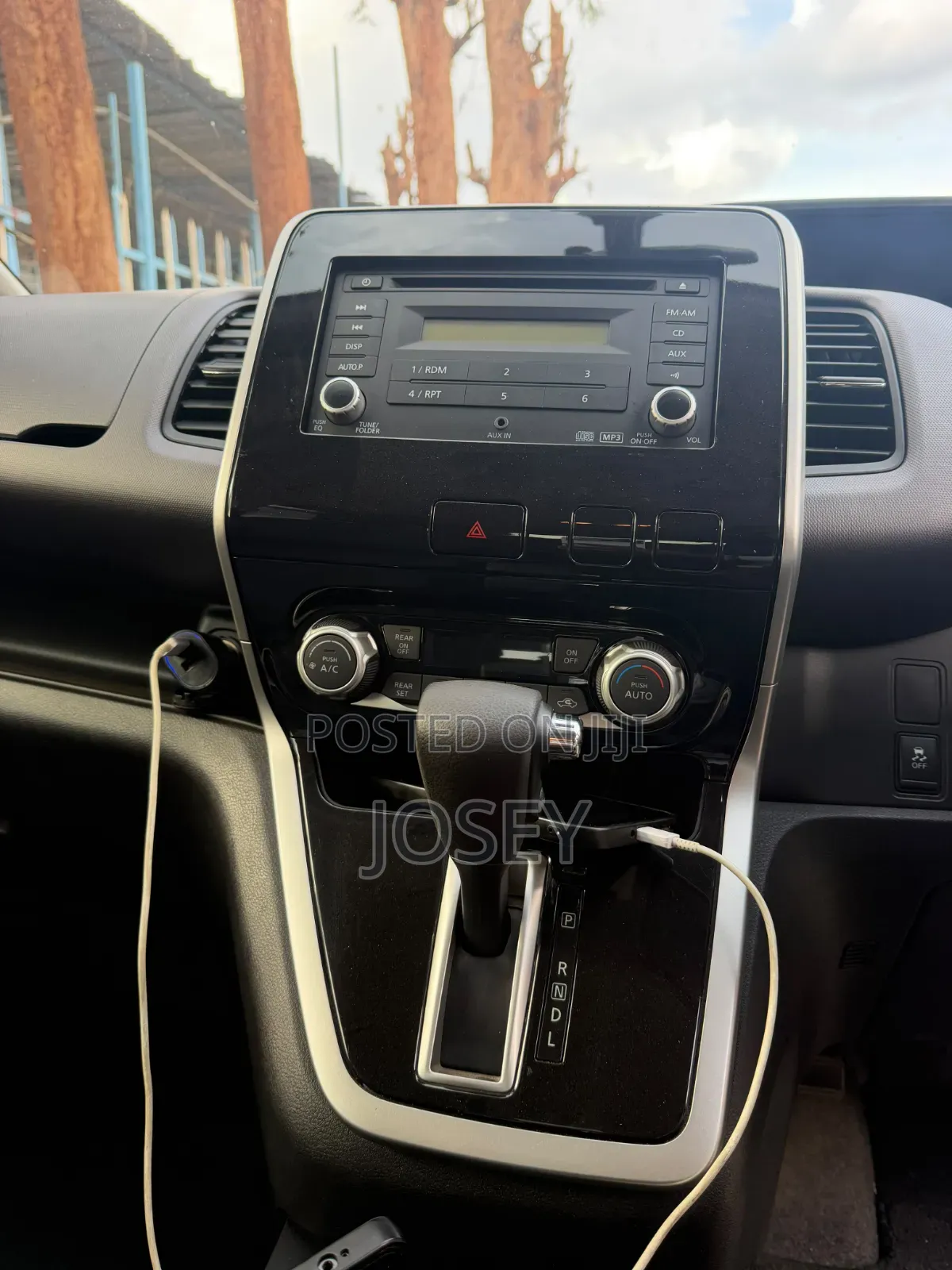 Nissan Serena 2017 White