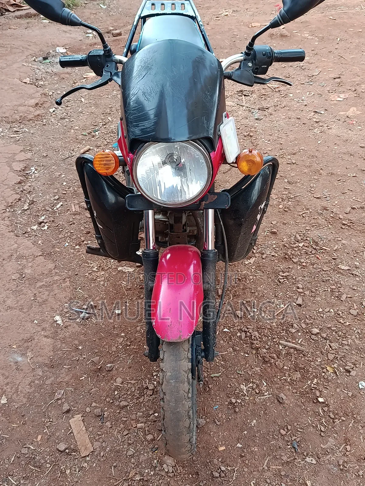 Bajaj Boxer 2019 Red