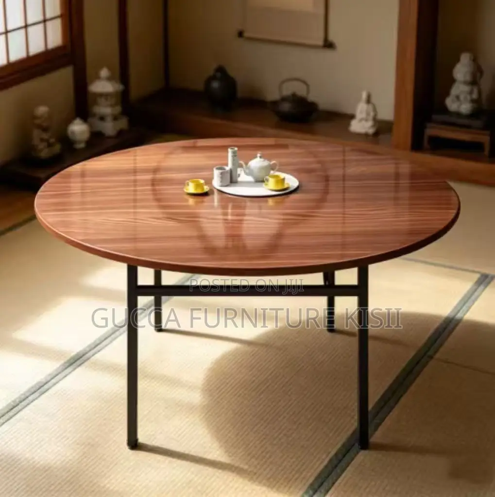 Customized Circular Round Table With 4 Folding Legs
