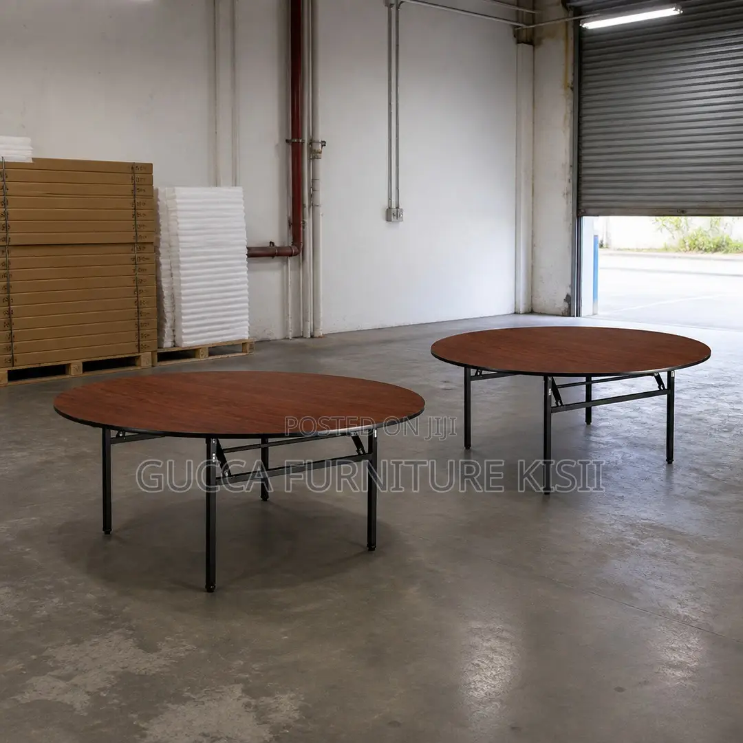 Customized Circular Round Table With 4 Folding Legs