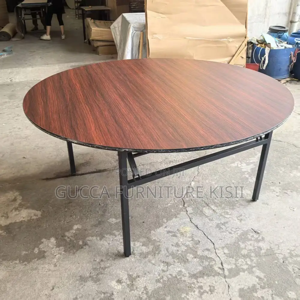 Customized Circular Round Table With 4 Folding Legs