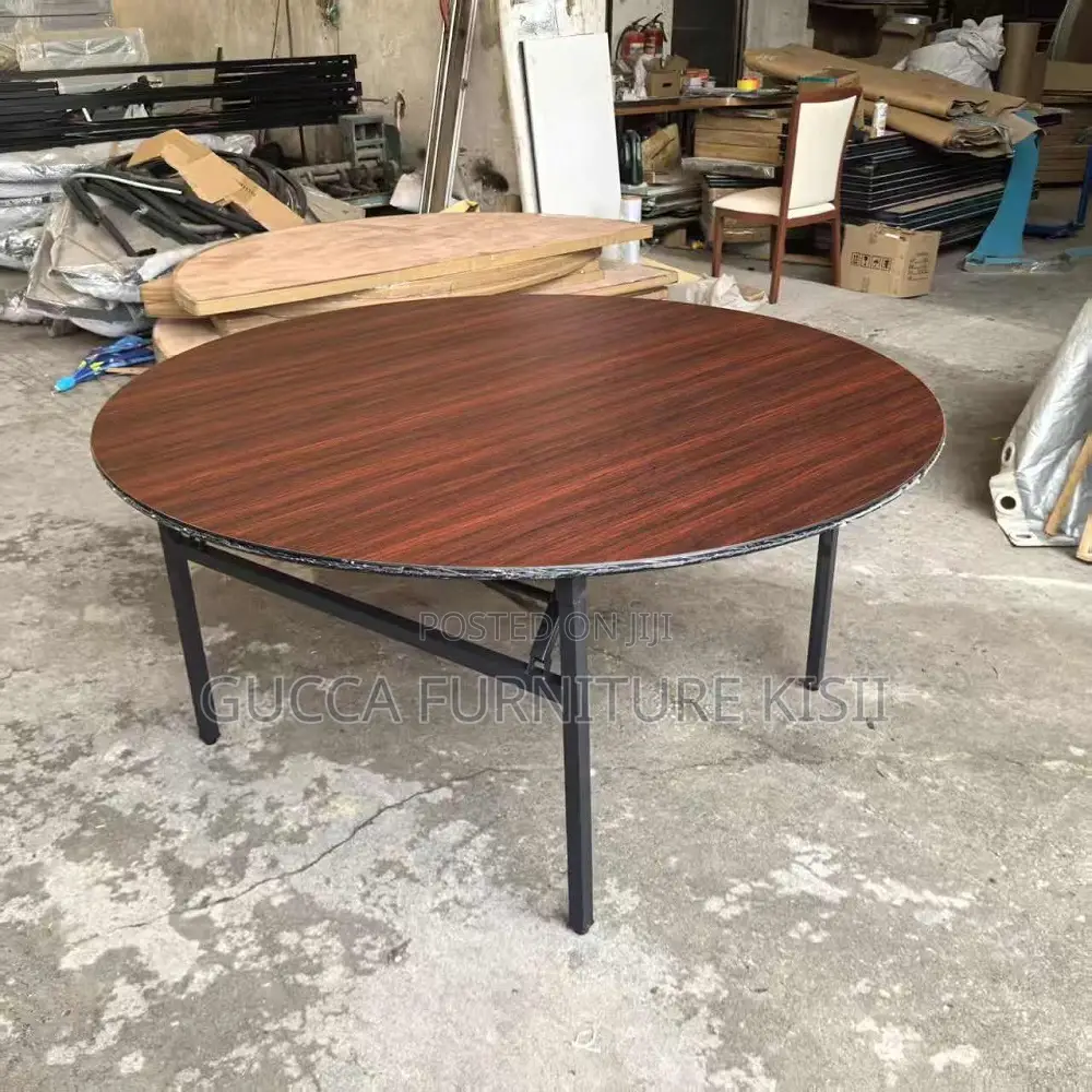 Customized Circular Round Table With 4 Folding Legs