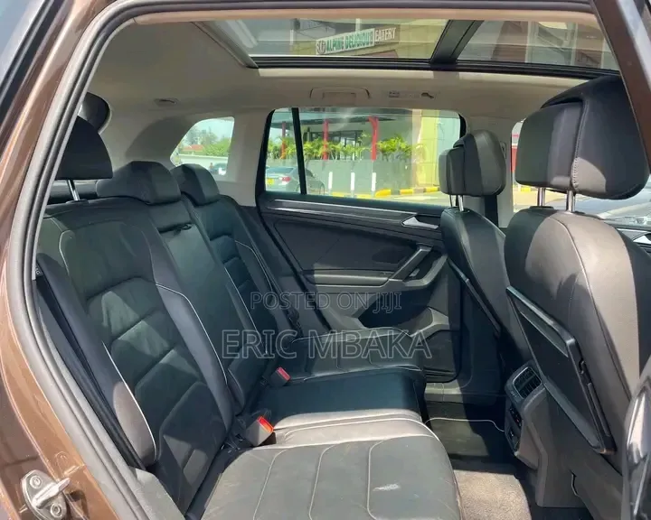 Volkswagen Tiguan 2017 Brown