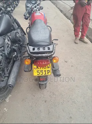 Bajaj Boxer 125 2023 Red