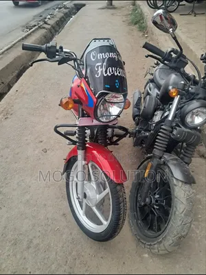 Bajaj Boxer 125 2023 Red