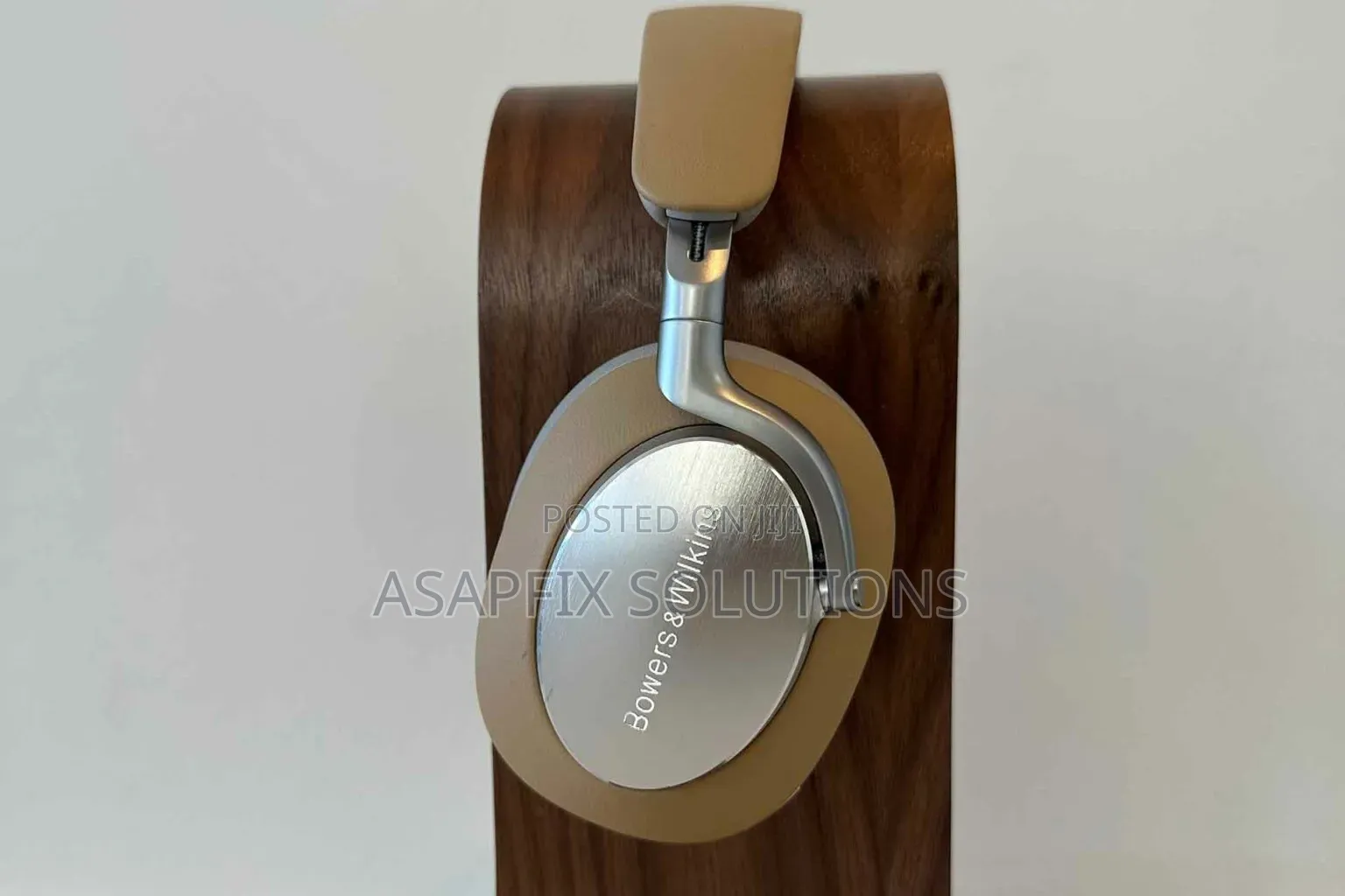 Bowers and Wilkins Headphones