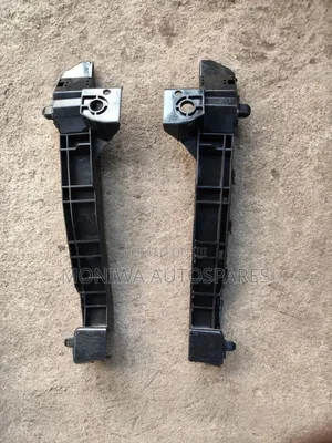 Front Bumper Slide Subaru Forester Sh5