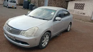 Nissan Bluebird 2005 Silver