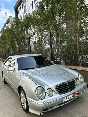 Mercedes-Benz E200 2000 Silver