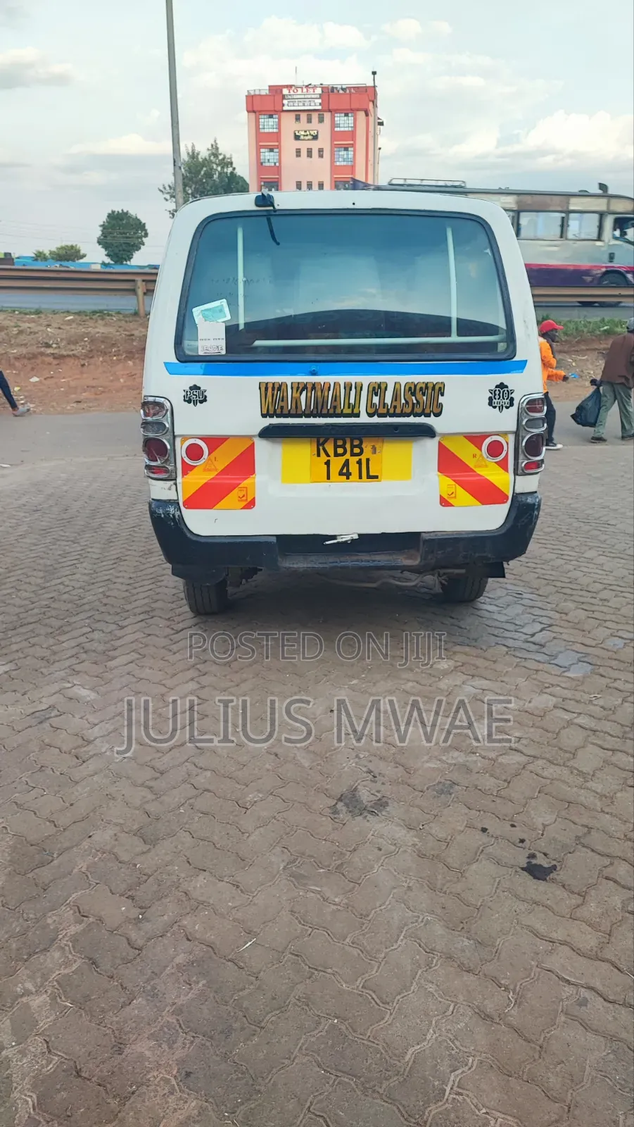 Toyota HiAce 2009 White