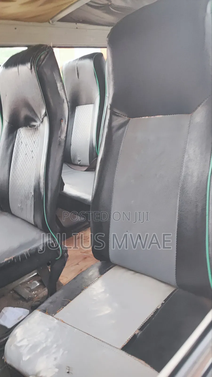 Toyota HiAce 2009 White