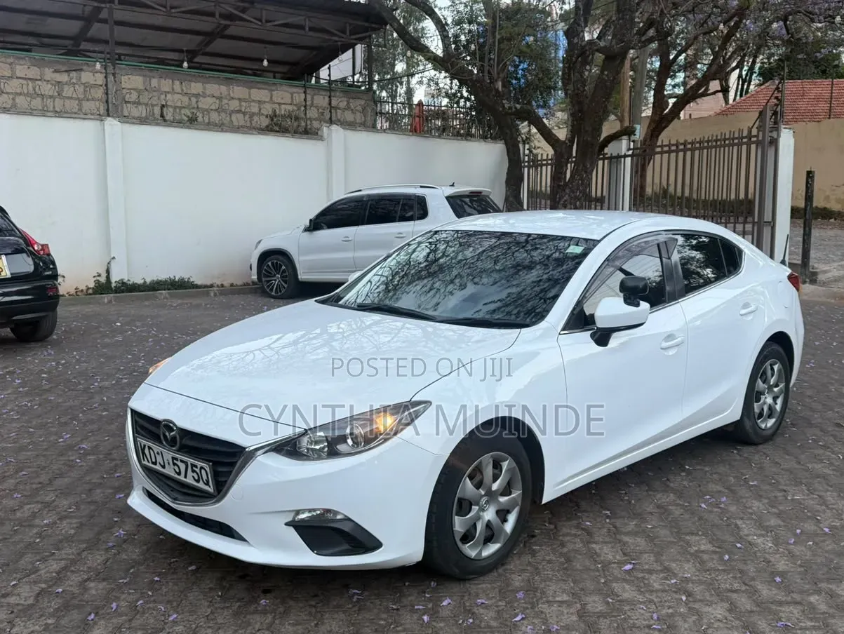Mazda Axela 2015 White