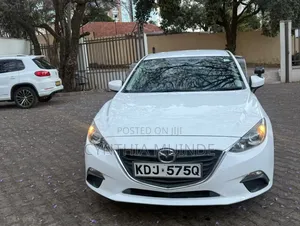 Mazda Axela 2015 White