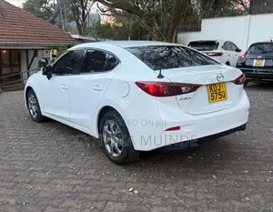Mazda Axela 2015 White