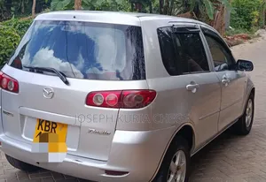 Mazda Demio 2006 Silver