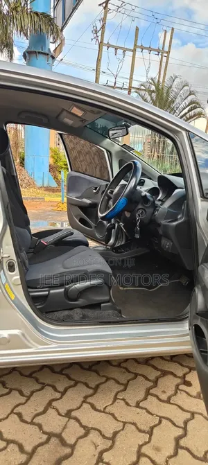 Honda Fit 2010 Silver