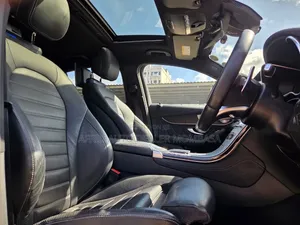 Mercedes-Benz GLC-Class 2020 Black