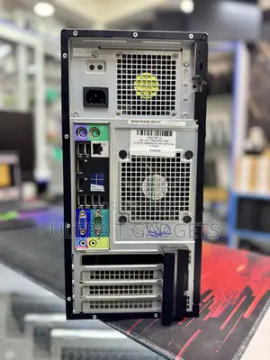 Desktop Computer Dell 16GB Intel Xeon SSD 256GB