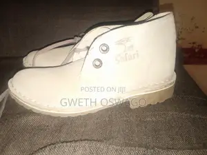 Safari Boots New