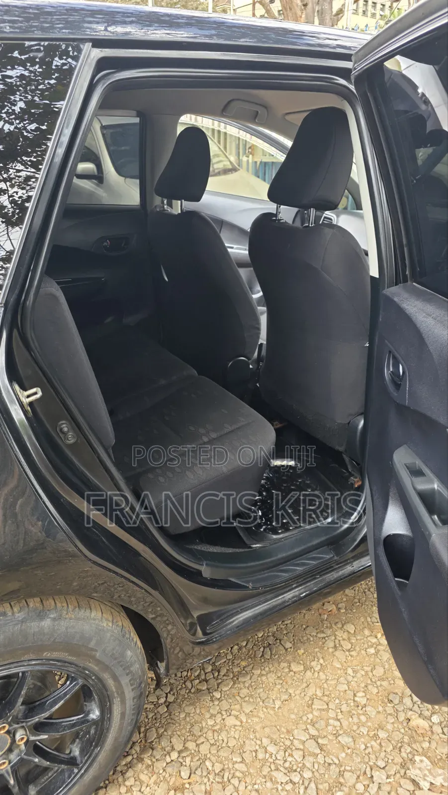 Toyota Ractis 2011 Black