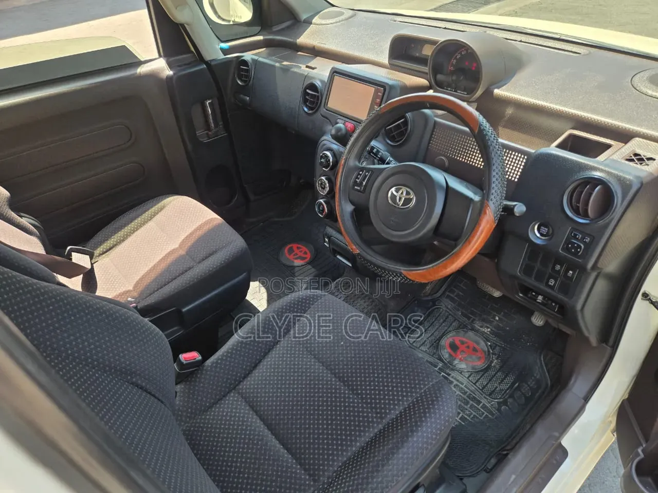 Toyota Porte 2016 Beige
