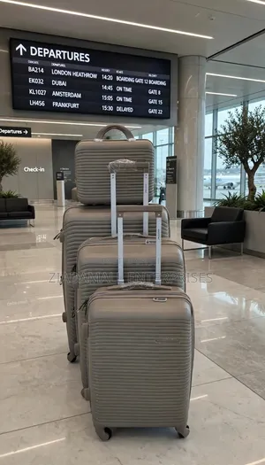Luxurious Suitcase Set 4Pcs SIZE 3 - 64 62 58 38cm - New